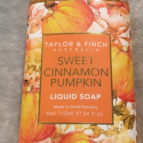 Taylor Finch Australia Sweet Cinnamon Pumpkin Scented Hand Soap XL 24 oz NWT - Picture 2 of 15